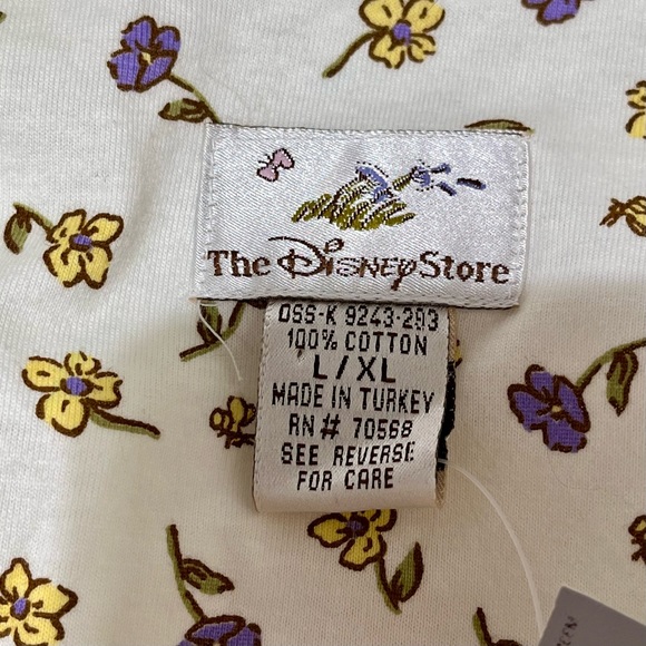 🔥NWT🔥 The Disney Store Off White Winnie The Pooh Cardigan - L/XL - Picture 7 of 7